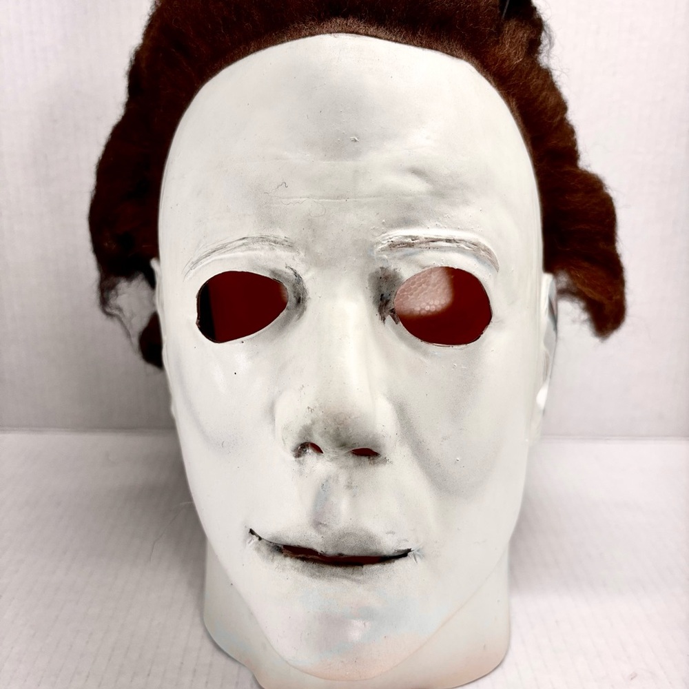Halloween Michael Myers Mask 1978 Trick or Treat Studios In Stock New With Tag